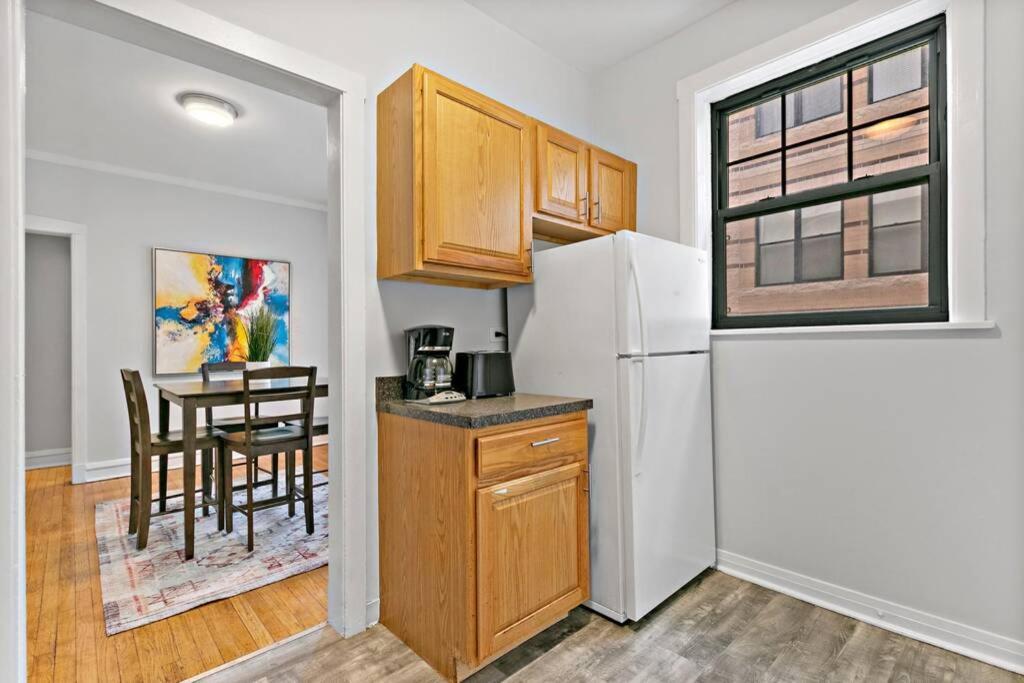 Well-Furnished 1Br Apt In Popular Spot - Belmont J3 Chicago Dış mekan fotoğraf